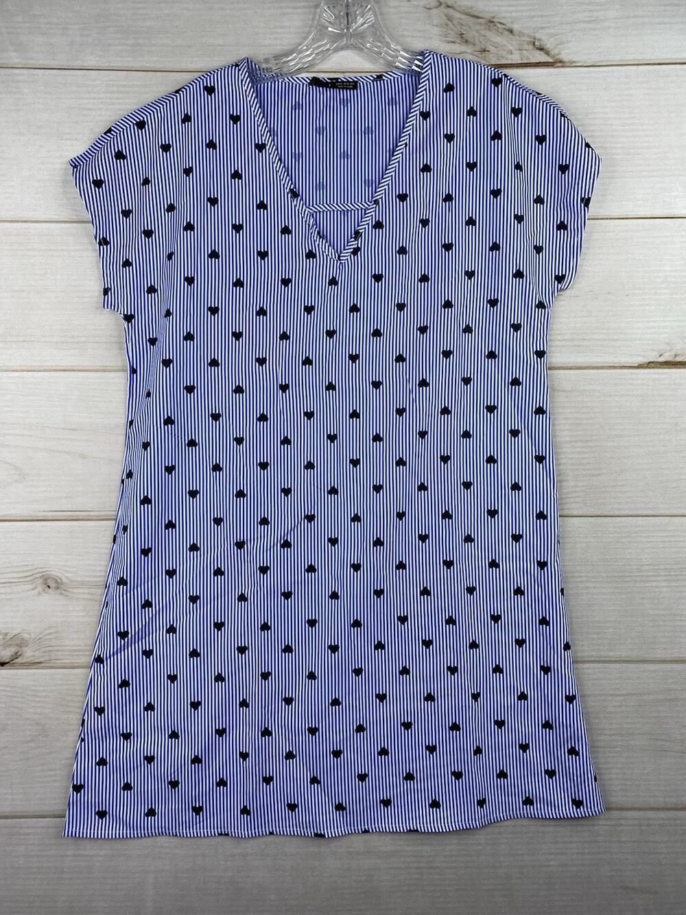 SHEIN Dress Sz M Blue White Heart Print V Neck Shift Short Slv Valentine’s Day